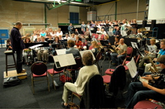 Orchestra with conductor Ton v.d. Kieft (1/06/08, photo: Nico Komen)