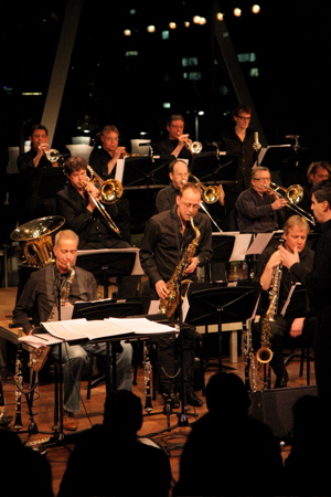 The Metropole Orkest Big Band, solist: Leo Janssen