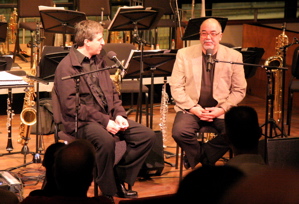 Vince Mendoza talking to Peter Erskine at the Bimhuis (January, 2008)