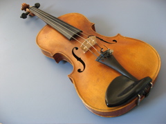 Photo of violin f-hole